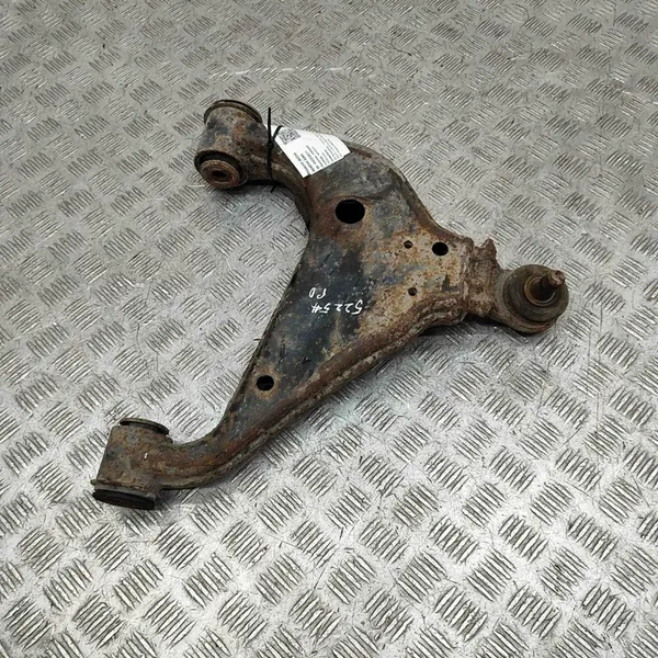 Braccio di controllo inferiore anteriore destro Toyota Hilux 2023 image 3