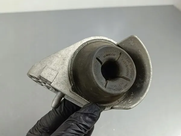 Uitlaatsteun Jeep Grand Cherokee WL 2022 68440476AA image 2