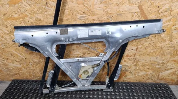 Audi TT 8N Coupe 3D Régulateur Vitre Avant Droit OEM 886*H image 2