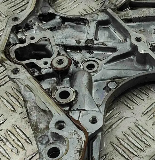 Steuerkettenabdeckung OEM R2AA10681 für Mazda CX-7 2.2L image 6