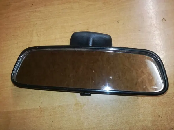 Mercedes Taustapeili OEM 1078100217 Käytetty image 2
