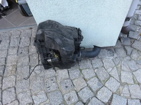 Luftfilterhus OEM 46794400 för Alfa Romeo 147 1.9 JTD image 2