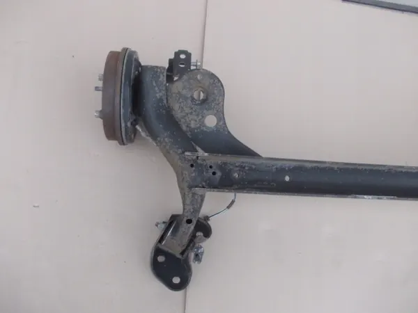 Viga de eje trasero Ford B-Max OEM belka b-max image 10