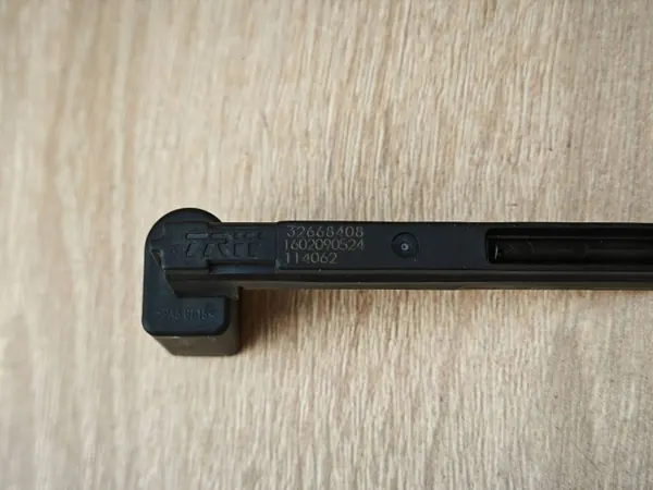 Bremsflüssigkeitssensor OEM 32668408 für Audi A4 B9 image 3