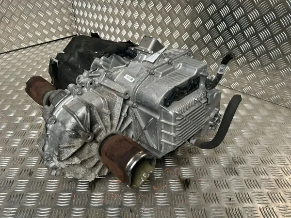 Motor elétrico Tesla Model S 2017 - Peça OEM usada image 10
