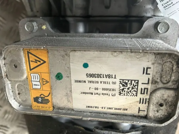 Motor elétrico Tesla Model S 2017 - Peça OEM usada image 3