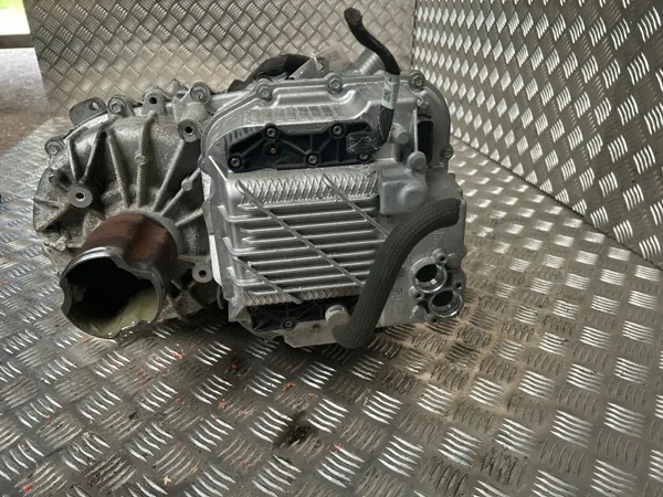 Motor elétrico Tesla Model S 2017 - Peça OEM usada image 8