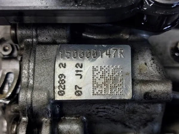 OLJEPUMP + KEDJOR RENAULT MASTER III 150000147R 150505659R image 2