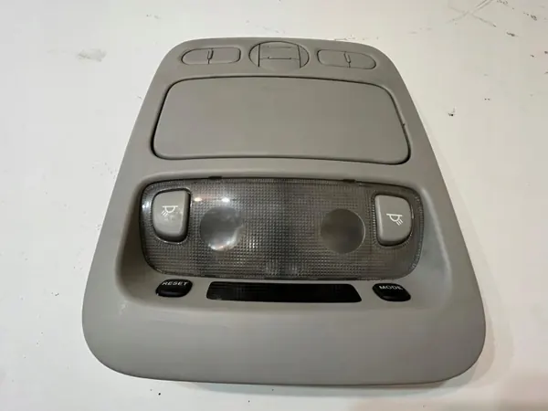 Luz Interior Kia Carnival II OEM 92810-4D100 image 3