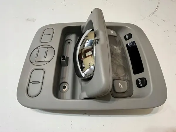 Luz Interior Kia Carnival II OEM 92810-4D100 image 4
