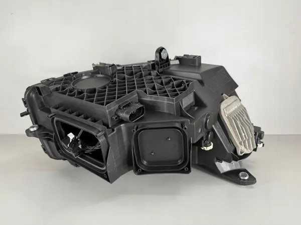 LINKER VOOR LED-KOPLAMP MERCEDES GLC W253 USA image 10