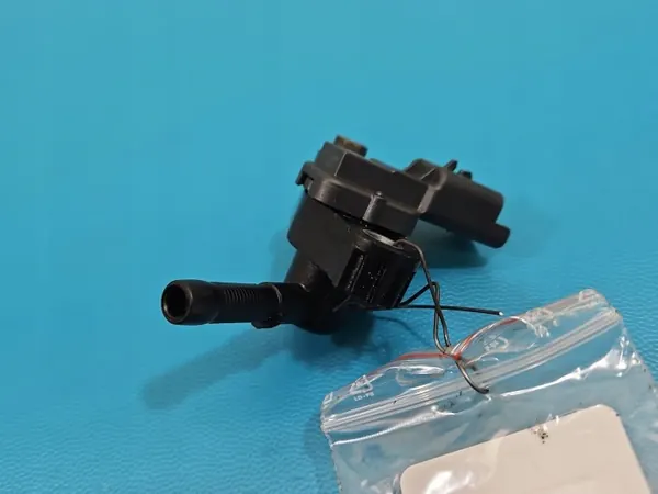 Lufttrycksensor OEM 223659870R Renault Trafic III image 3