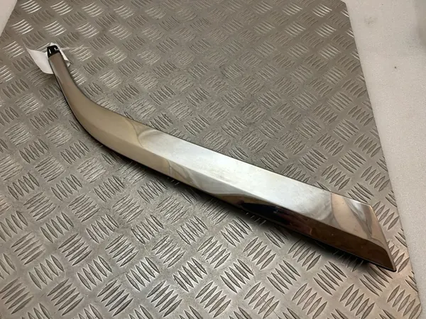 OEM 9813609377 Takaikkunan tiiviste Peugeot 5008 II image 2