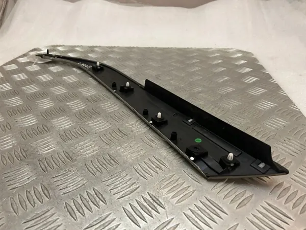 OEM 9813609377 Takaikkunan tiiviste Peugeot 5008 II image 5