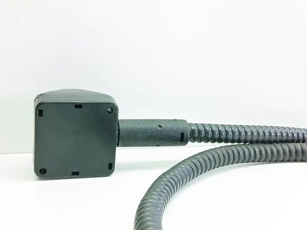 Motorvoorverwarming OEM 16A250V voor VW Passat B6 image 3