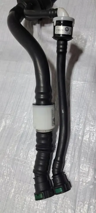 Réservoir AdBlue VW Golf 8 OEM 5Q0131965S - Occasion image 6