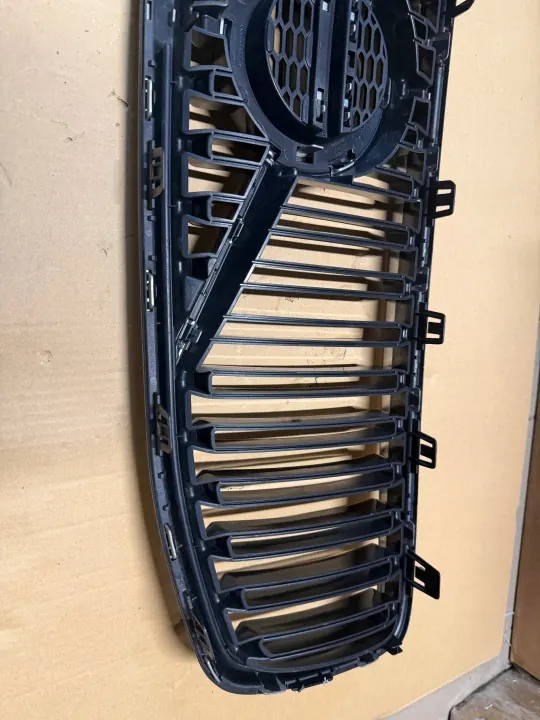 Volvo S90 V90 Grille OEM 070322 - Gebruikt origineel image 5