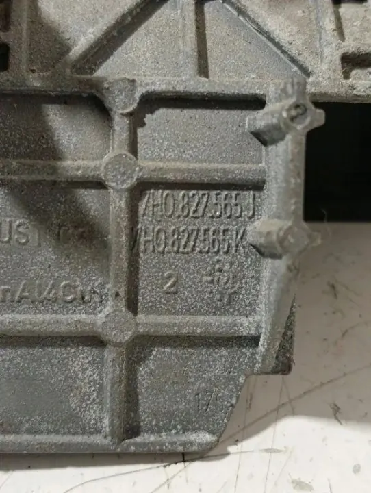 VW Bagageluckhandtag OEM 7H0827565K för Transporter VI image 4