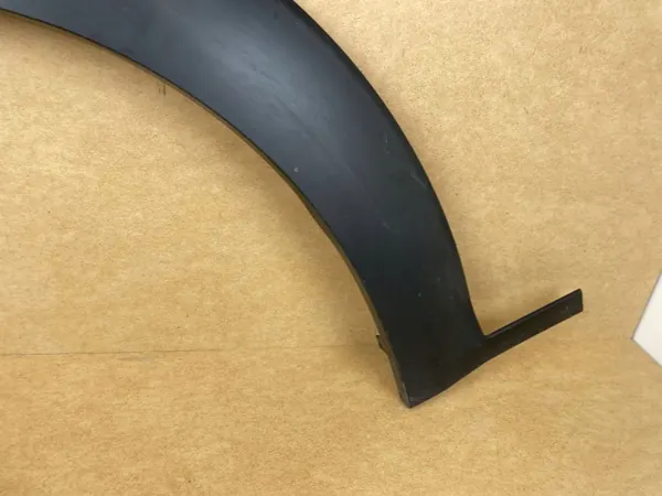 OEM 8W9853717 Kotflügelleiste Links Vorne Audi A4 B9 image 4