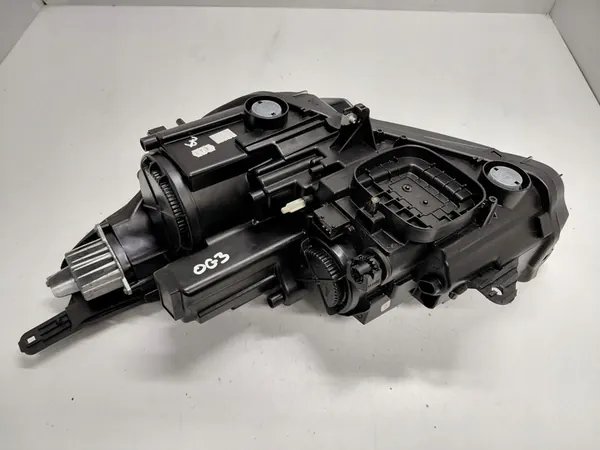 Oikea ajovalaisin Opel Crossland OEM 13467968 image 4