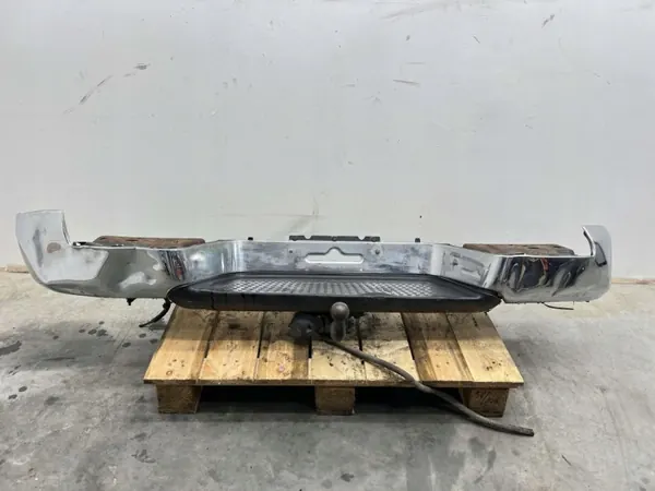 VW Amarok I Peräkärrykoukku MMAUTKO-23682 Kaksoisohjaamo image 2