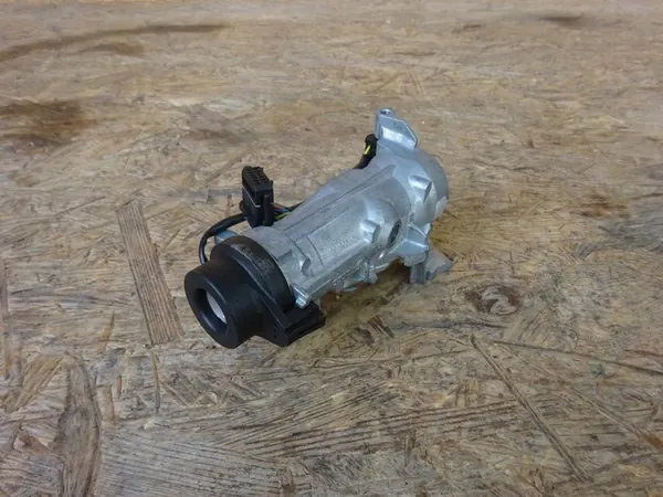 Sytytyskytkin Scirocco Golf A3 Leon 1K0905851B image 8