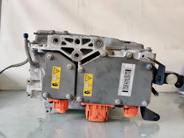 OEM RA0001 Inversor para Renault Kangoo/Master III image 4