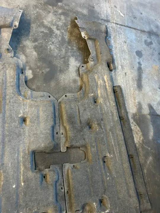 Chrysler 300C II alustasuojus OEM 68082649AI/68082648AI image 6