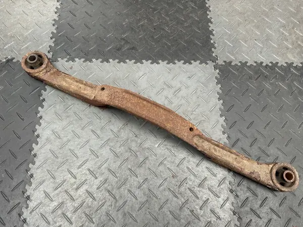 Poutre de différentiel arrière Mitsubishi MB856433 pour Lancer Evo image 2