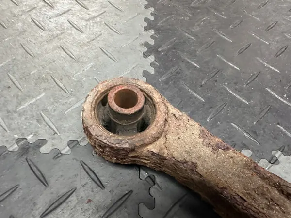 Poutre de différentiel arrière Mitsubishi MB856433 pour Lancer Evo image 4
