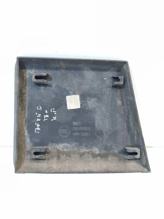 Tampa de depósito OEM 1306892070 para Peugeot Boxer image 4
