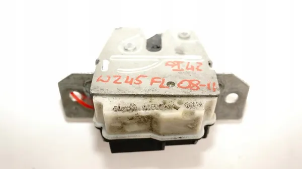 Serrure de hayon OEM 371117133 pour Mercedes W245 image 4
