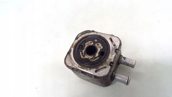Audi Ölfiltergehäuse OEM ARA115694 - Gebraucht image 3