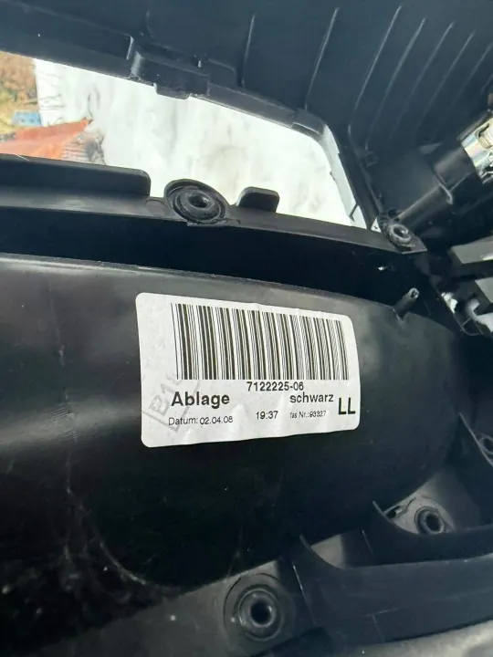 Accoudoir central OEM 7122225 pour BMW Série 1 image 8