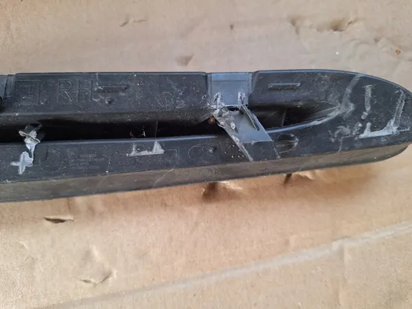 Rejilla de parachoques delantera derecha izquierda Opel Mokka A OEM image 6