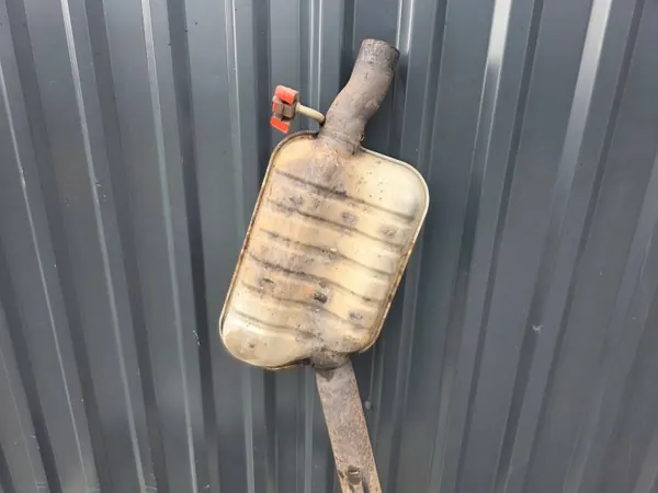 Pakoputken Vaimennin OEM 1K0120E/1K0119K Audi A3 8P image 6