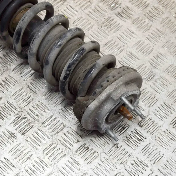 Ammortizzatore anteriore sinistro Maserati Ghibli 2016 OEM 670008896 image 2