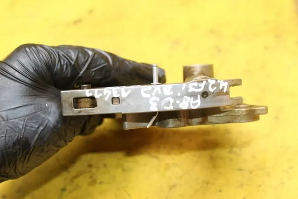 Jakohihnan kiristin OEM 079109218Q Audi 4.2 FSI image 4
