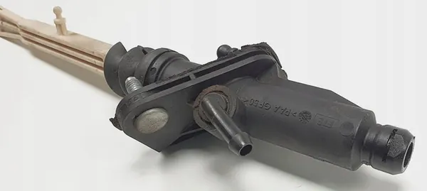 Bomba de Embreagem Volvo V70 II 30713421 image 2