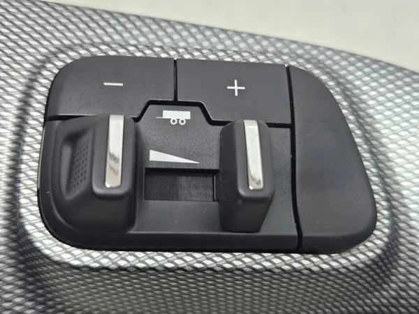 Dodge Durango LIFT 18- Anhängerbremssteuergerät 68105206AC image 3