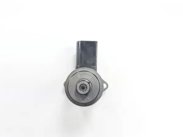 Sensor Servotronic AUDI A4 A5 A6 T5 OEM image 3