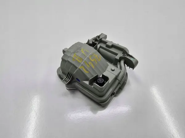 Dimljus vänster OEM 815905240 AC316 Subaru Trezia image 5