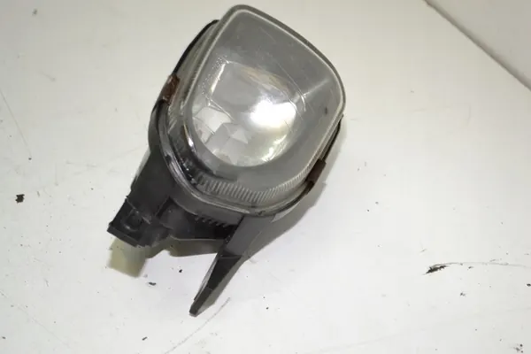 FARO HALÓGENO DIREITO MERCEDES W211 2118201256 image 3