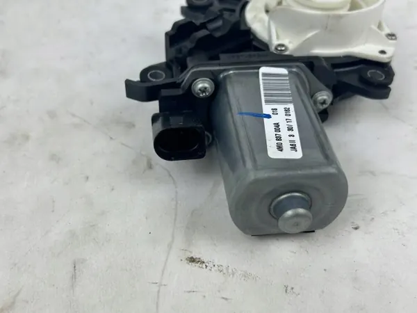 Audi Q7 4M Deurstop OEM 4M0837004A - Rechts Voor image 4