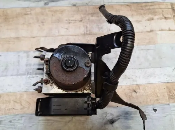 Mazda 2 ABS-pomp OEM 2S61 2M110 CE - Gebruikt image 6