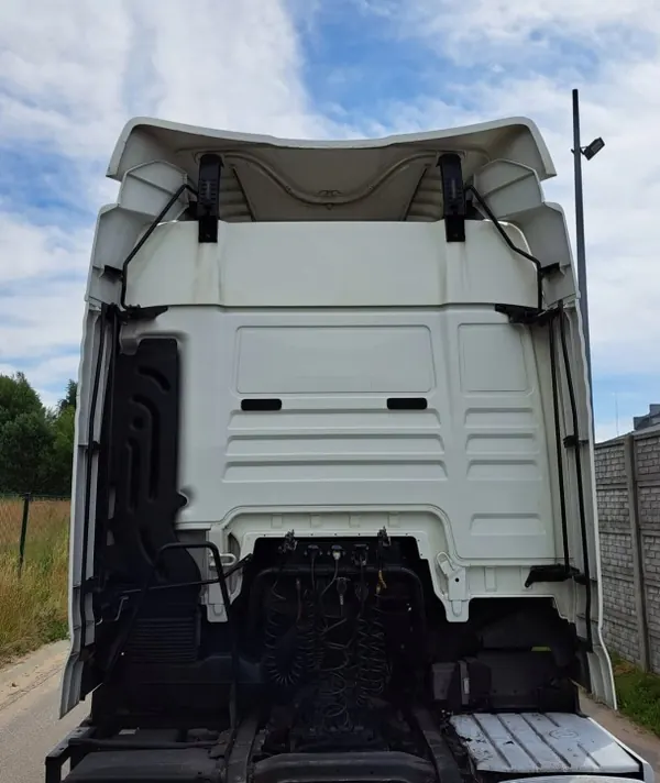 MAN TGX Euro 6 slaapcabine - Gebruikt OEM-onderdeel image 6