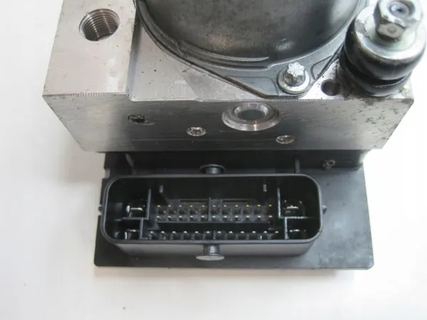 ABS-jarrupumppu OEM 9804790480 Citroen DS5:lle image 3