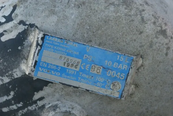 Tanque de ar Volvo 15L OEM 878968 - Usado image 5