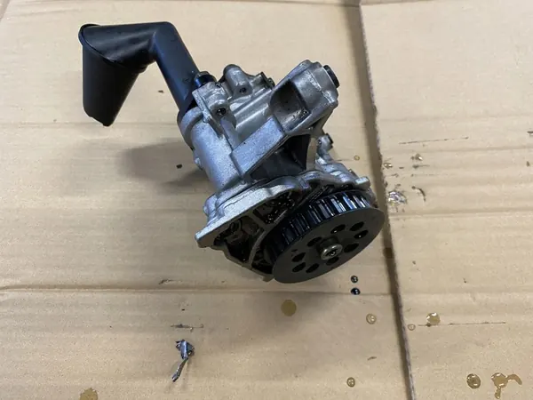Olje pump VW T6 2.0TDI VW OE image 6