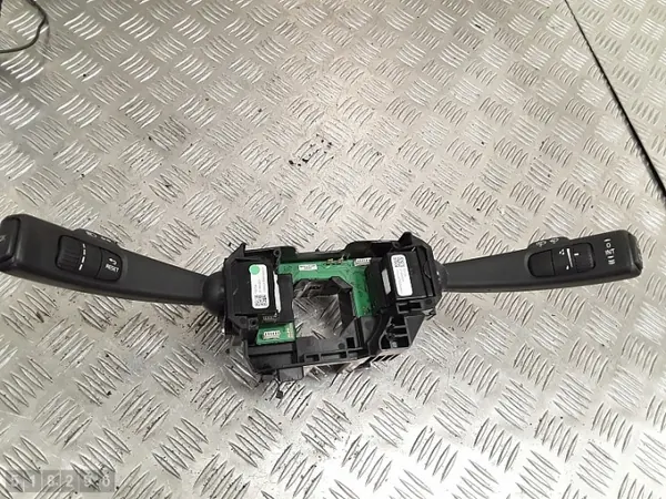 Commutateur Volvo OEM 31343021 pour V60 2014 image 2